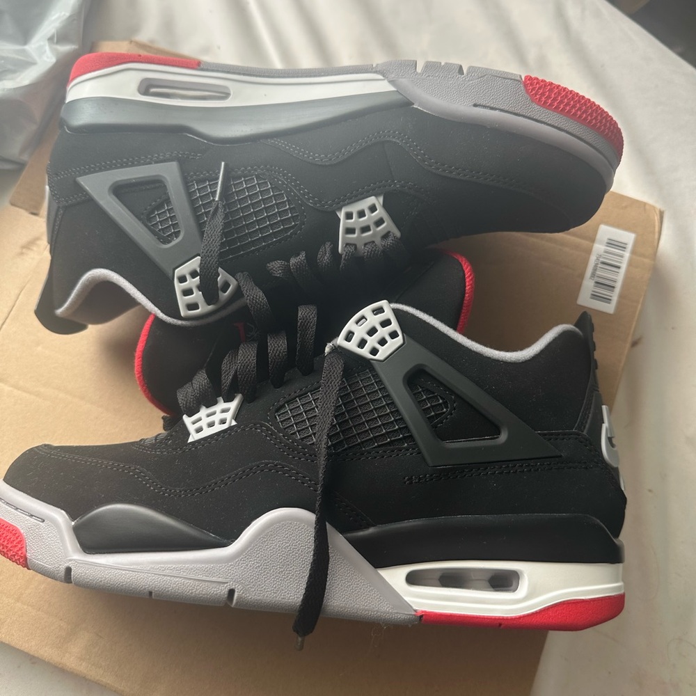 Jordan 4 Bred